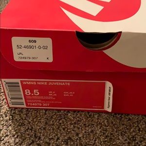NIB Nike Athletic Shoes